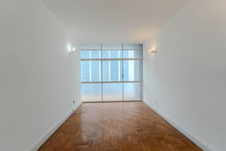 Apartamento à venda com 94m², 2 quartos e sem vaga Apartamento à venda com 94m², 2 quartos e sem vagaSala
