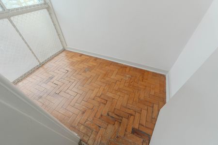 Apartamento à venda com 94m², 2 quartos e sem vaga Apartamento à venda com 94m², 2 quartos e sem vagaQuarto de Serviço