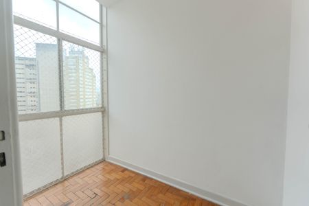 Apartamento à venda com 94m², 2 quartos e sem vaga Apartamento à venda com 94m², 2 quartos e sem vagaQuarto de Serviço