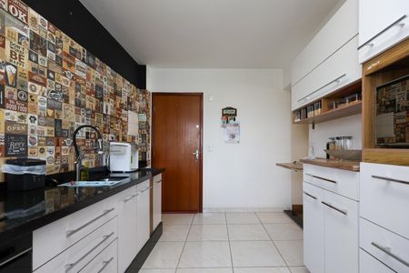 Apartamento para alugar com 117m², 3 quartos e 2 vagasCozinha