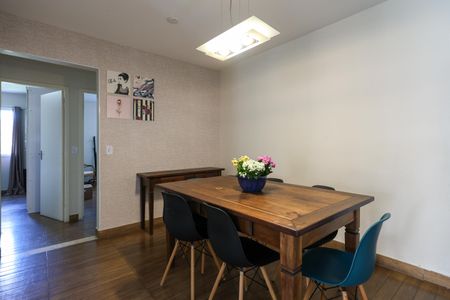 Sala de apartamento para alugar com 3 quartos, 117m² em Jardim Maria Rosa, Taboão da Serra