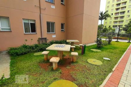 Apartamento para alugar com 42m², 2 quartos e sem vaga