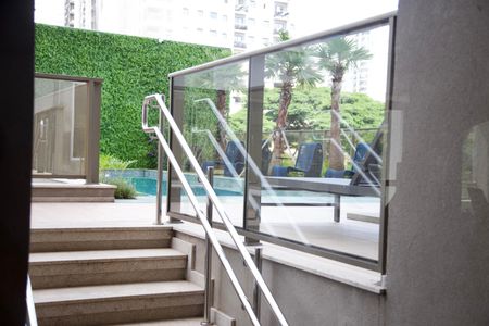 Apartamento para alugar com 29m², 1 quarto e sem vaga Apartamento para alugar com 29m², 1 quarto e sem vagaÁrea comum - Piscina