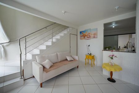 Sala de casa para alugar com 2 quartos, 100m² em São João do Rio Vermelho, Florianópolis