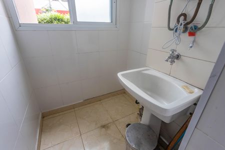 Apartamento para alugar com 65m², 3 quartos e 1 vagaÁrea de serviço 