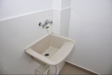 Apartamento para alugar com 65m², 2 quartos e sem vagaDetalhe - Área de Serviço