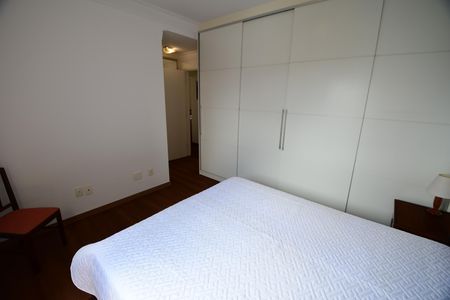 Apartamento à venda com 117m², 3 quartos e 2 vagasQuarto 3 - Suíte