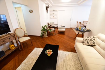 Sala de apartamento à venda com 3 quartos, 117m² em Jardim das Paineiras, Campinas