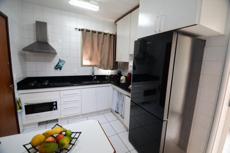 Apartamento à venda com 117m², 3 quartos e 2 vagasCozinha