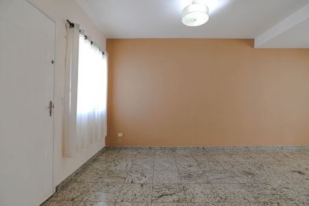 Casa de condomínio para alugar com 100m², 2 quartos e 2 vagas