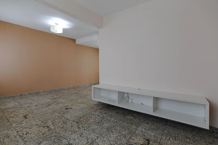 Casa de condomínio para alugar com 100m², 2 quartos e 2 vagas
