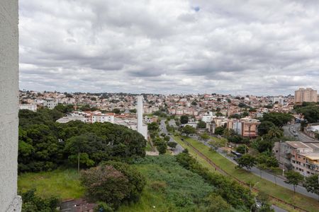 Sala - Vista de apartamento à venda com 2 quartos, 60m² em Conjunto Helena Antipoff, Belo Horizonte