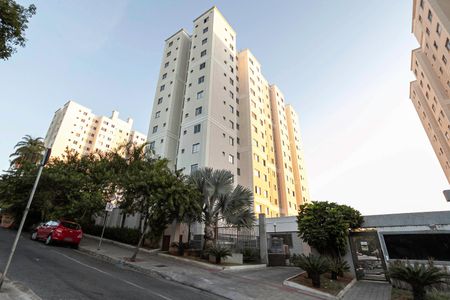Apartamento à venda com 60m², 2 quartos e 2 vagasFachada do condomínio