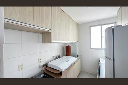 Apartamento à venda com 60m², 2 quartos e 2 vagasCozinha e Área de Serviço