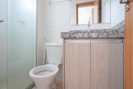 Apartamento à venda com 60m², 2 quartos e 2 vagasBanheiro da suíte 