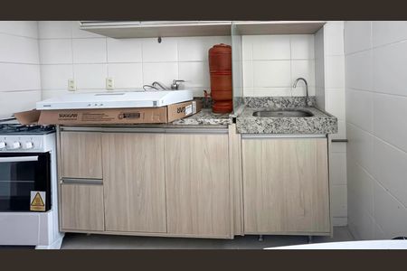 Apartamento à venda com 60m², 2 quartos e 2 vagasCozinha e Área de Serviço