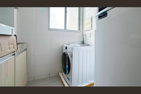 Apartamento à venda com 60m², 2 quartos e 2 vagasCozinha e Área de Serviço