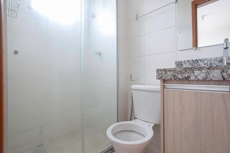 Apartamento à venda com 60m², 2 quartos e 2 vagasBanheiro da suíte 