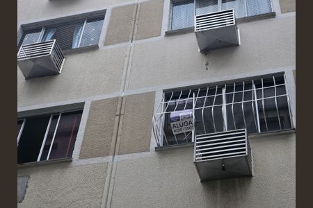Apartamento para alugar com 55m², 2 quartos e 1 vaga Apartamento para alugar com 55m², 2 quartos e 1 vagaPlaca instalada