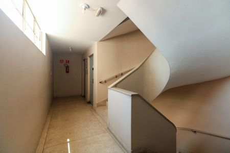 Apartamento para alugar com 83m², 2 quartos e 1 vaga Apartamento para alugar com 83m², 2 quartos e 1 vagaCondomínio