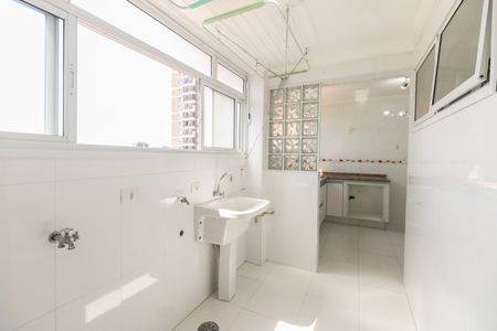 Apartamento para alugar com 83m², 2 quartos e 1 vaga Apartamento para alugar com 83m², 2 quartos e 1 vagaÁrea de Serviço