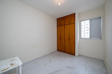 Quarto 1 de apartamento para alugar com 2 quartos, 60m² em Vila Guarani, São Paulo