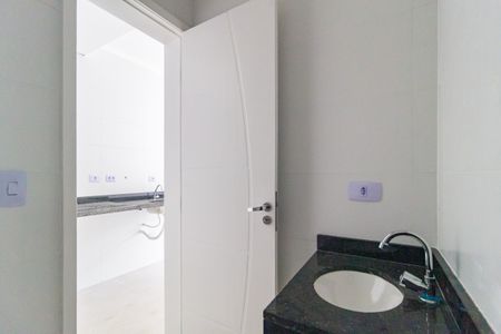 Banheiro de kitnet/studio à venda com 1 quarto, 26m² em Vila Prudente, São Paulo