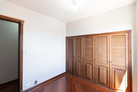 Apartamento para alugar com 100m², 3 quartos e 2 vagas Apartamento para alugar com 100m², 3 quartos e 2 vagasQuarto 2