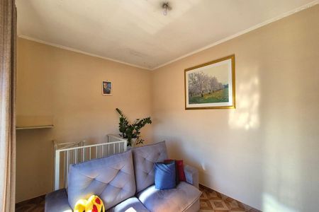 Casa à venda com 177m², 3 quartos e 3 vagas Casa à venda com 177m², 3 quartos e 3 vagasSala de TV