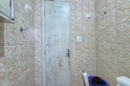 Casa à venda com 177m², 3 quartos e 3 vagas Casa à venda com 177m², 3 quartos e 3 vagasBanheiro