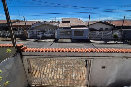 Casa à venda com 177m², 3 quartos e 3 vagas Casa à venda com 177m², 3 quartos e 3 vagasVista da Varanda