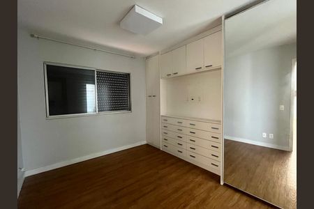 Quarto de apartamento para alugar com 2 quartos, 108m² em Vila Nova Conceição, São Paulo