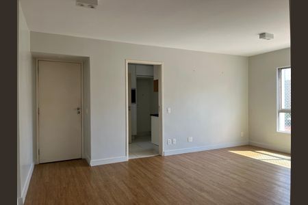 Sala de apartamento para alugar com 2 quartos, 108m² em Vila Nova Conceição, São Paulo