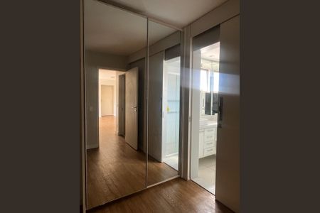 Quarto de apartamento para alugar com 2 quartos, 108m² em Vila Nova Conceição, São Paulo