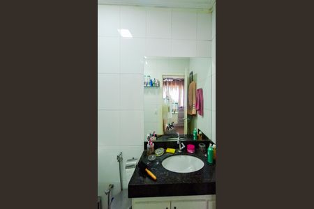 Casa à venda com 180m², 3 quartos e 2 vagas