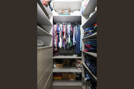 Apartamento à venda com 140m², 3 quartos e 2 vagasSuíte 1