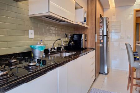 Apartamento à venda com 85m², 2 quartos e 1 vaga Apartamento à venda com 85m², 2 quartos e 1 vagaCozinha