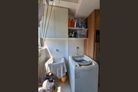 Apartamento à venda com 85m², 2 quartos e 1 vaga Apartamento à venda com 85m², 2 quartos e 1 vagaÁrea de Serviço