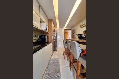 Apartamento à venda com 85m², 2 quartos e 1 vaga Apartamento à venda com 85m², 2 quartos e 1 vagaCozinha