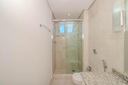 Apartamento à venda com 82m², 2 quartos e 1 vaga Apartamento à venda com 82m², 2 quartos e 1 vagaBanheiro