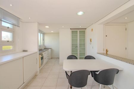 Apartamento à venda com 82m², 2 quartos e 1 vaga Apartamento à venda com 82m², 2 quartos e 1 vagaCozinha