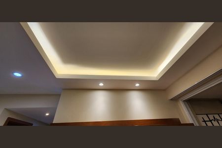 Apartamento à venda com 63m², 2 quartos e 1 vagaSala