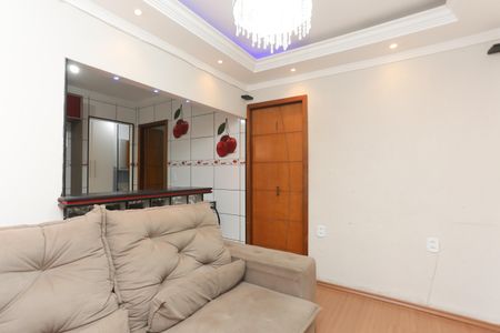 Sala de apartamento para alugar com 2 quartos, 46m² em Conjunto Residencial José Bonifácio, São Paulo