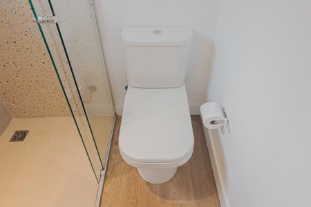 Apartamento à venda com 91m², 2 quartos e 1 vaga Apartamento à venda com 91m², 2 quartos e 1 vagaBanheiro da Suíte 1