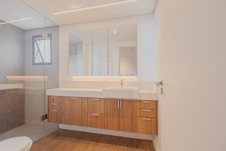 Apartamento à venda com 91m², 2 quartos e 1 vaga Apartamento à venda com 91m², 2 quartos e 1 vagaBanheiro da Suíte 2
