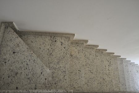 Casa de condomínio para alugar com 47m², 2 quartos e 2 vagasEscada