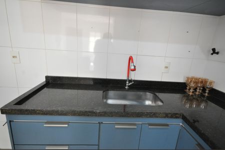 Casa de condomínio para alugar com 47m², 2 quartos e 2 vagasCozinha