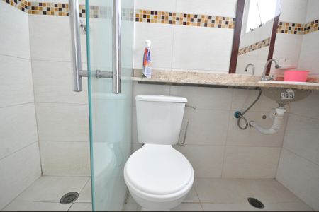 Casa de condomínio para alugar com 47m², 2 quartos e 2 vagasBanheiro da Suíte 2