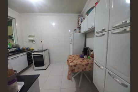 Casa à venda com 82m², 2 quartos e 1 vagacozinha
