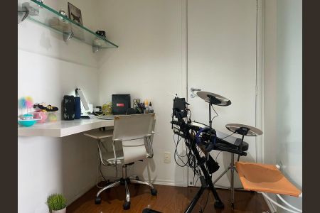 Quarto de apartamento à venda com 4 quartos, 139m² em Fazenda Morumbi, São Paulo